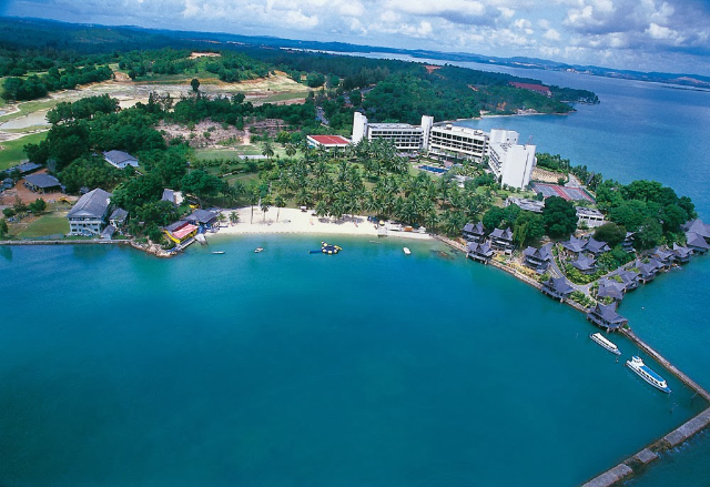 Pantai dengan Suasana Paling Nyaman di Riau
